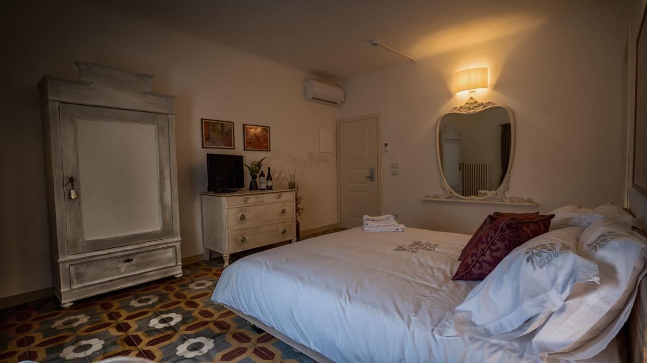 Locanda Dell'Oleificio Mezzane di Sotto エクステリア 写真