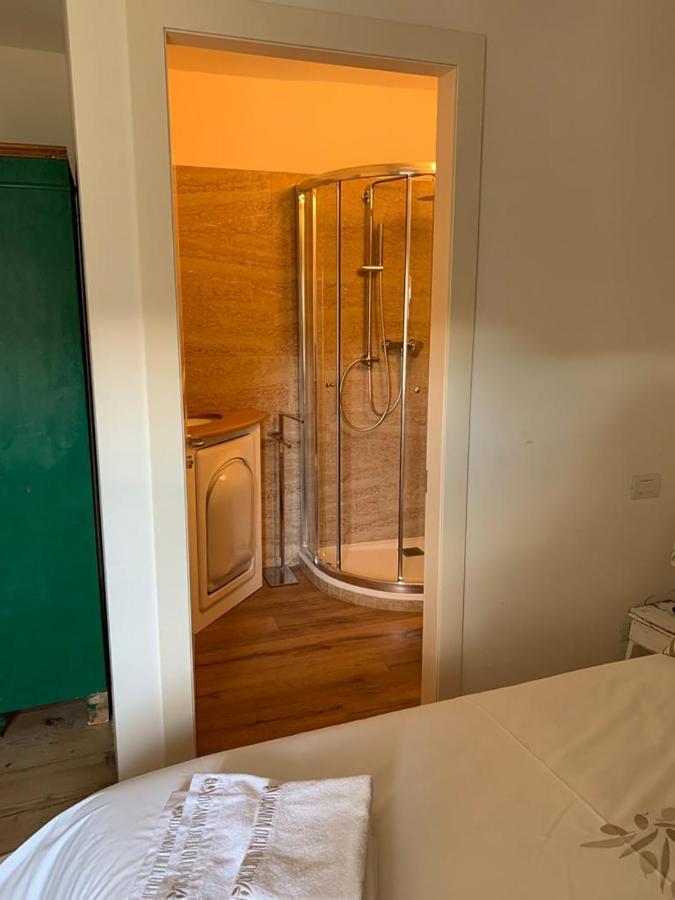 Locanda Dell'Oleificio Mezzane di Sotto エクステリア 写真